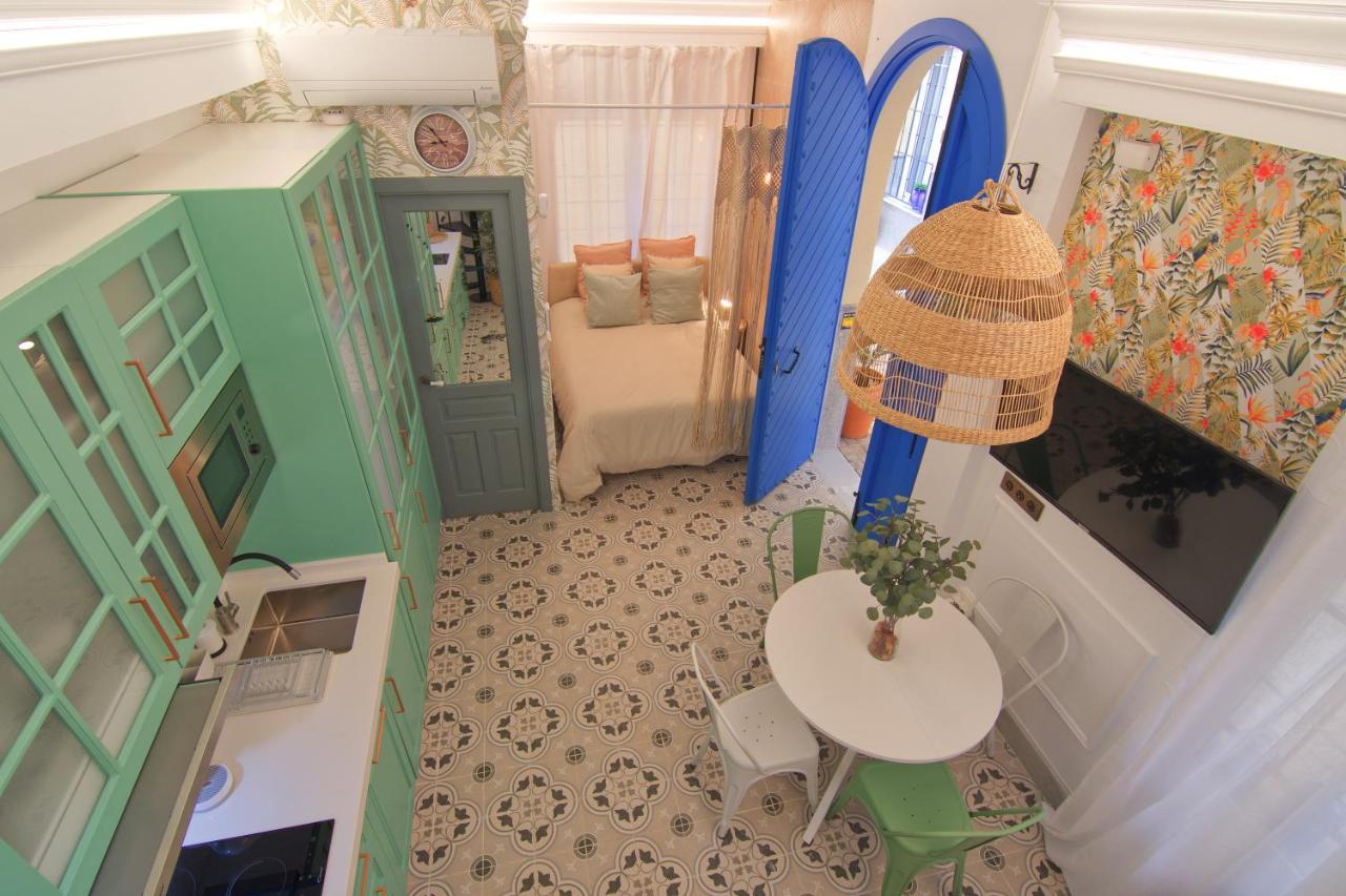 Mara'S Apartments Torremolinos La Mar - Beachfront Tiny House - Bajondillo Exterior photo